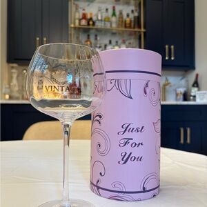 Limited Edition 1975 Vintage Aged to Perfection Wine Glass with box